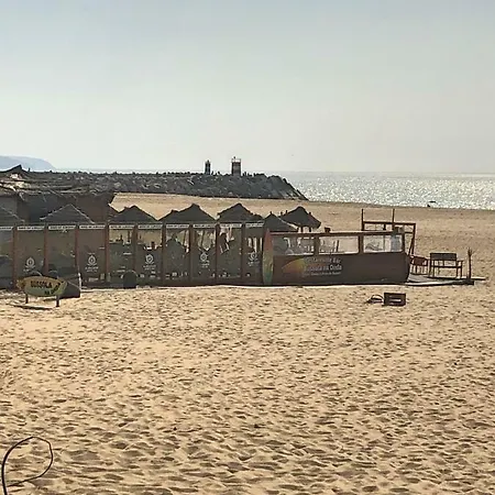 Lua Do Mar - T2 - Piscina - Fte Ao Mar- נאזרה